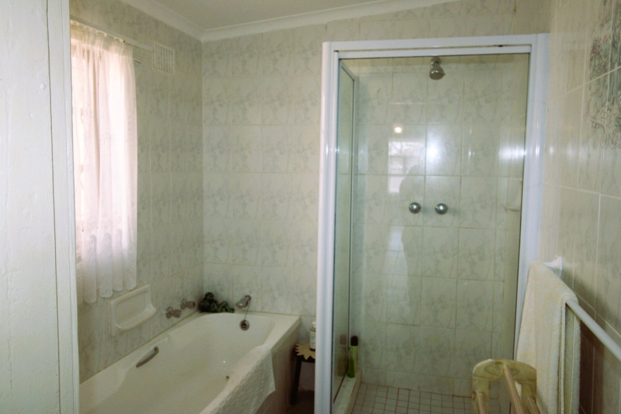 5 Bedroom Property for Sale in Cambridge Eastern Cape